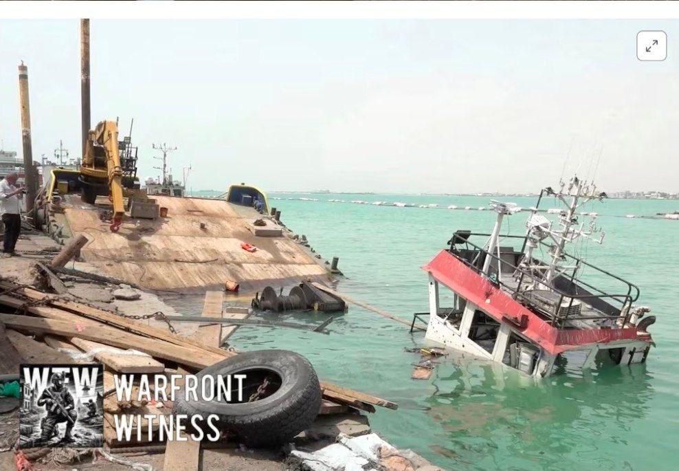 Source imagery accompanying the briefing: Mokha Port Suspends Operations After Over 25 Missile Strikes in Yemen